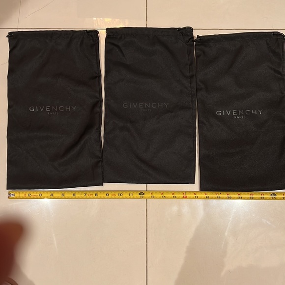 Designer Dust bags - various. 15 each - Picture 5 of 10